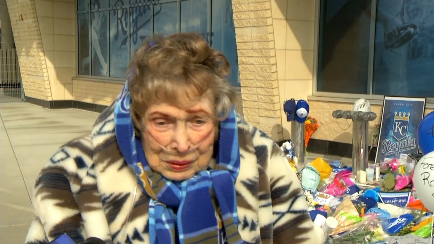 94-year-old Royals fan leaves hospice care to honor Ventura