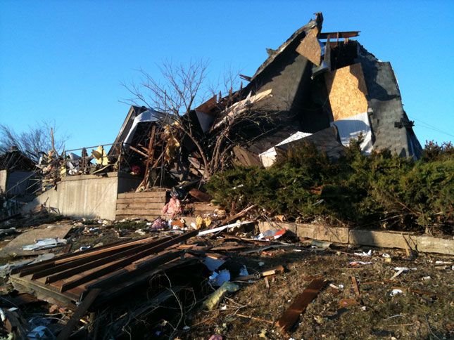 Harveyville residents survey property damage - KCTV 5