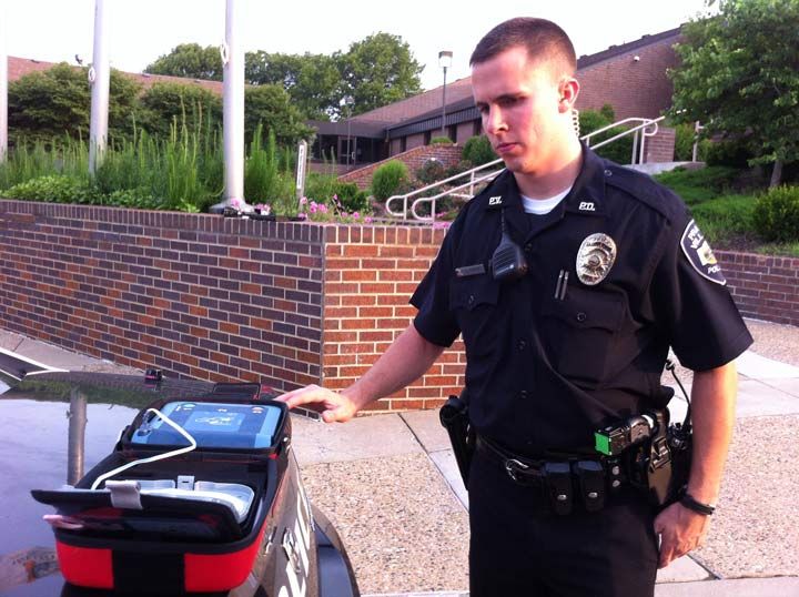 Police use AED device to save man who had heart attack 3TV CBS 5