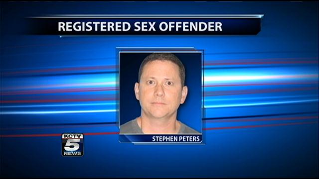 Neighbors Upset Sex Offender Lives Nearby Olathe School Kctv5