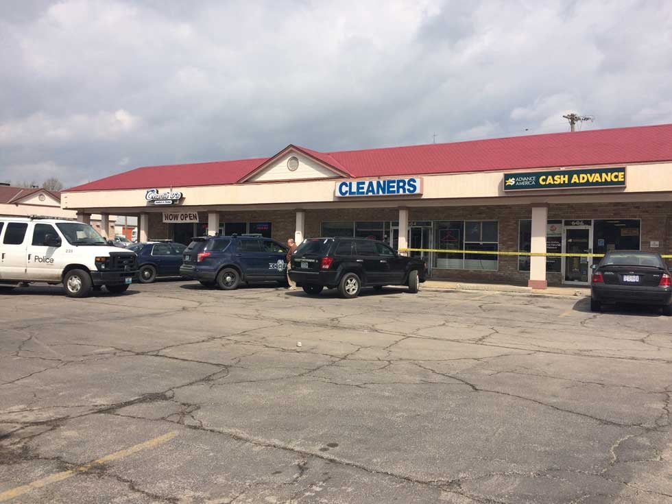 Police: Man disguised as woman robs Kansas City payday loan stor ...